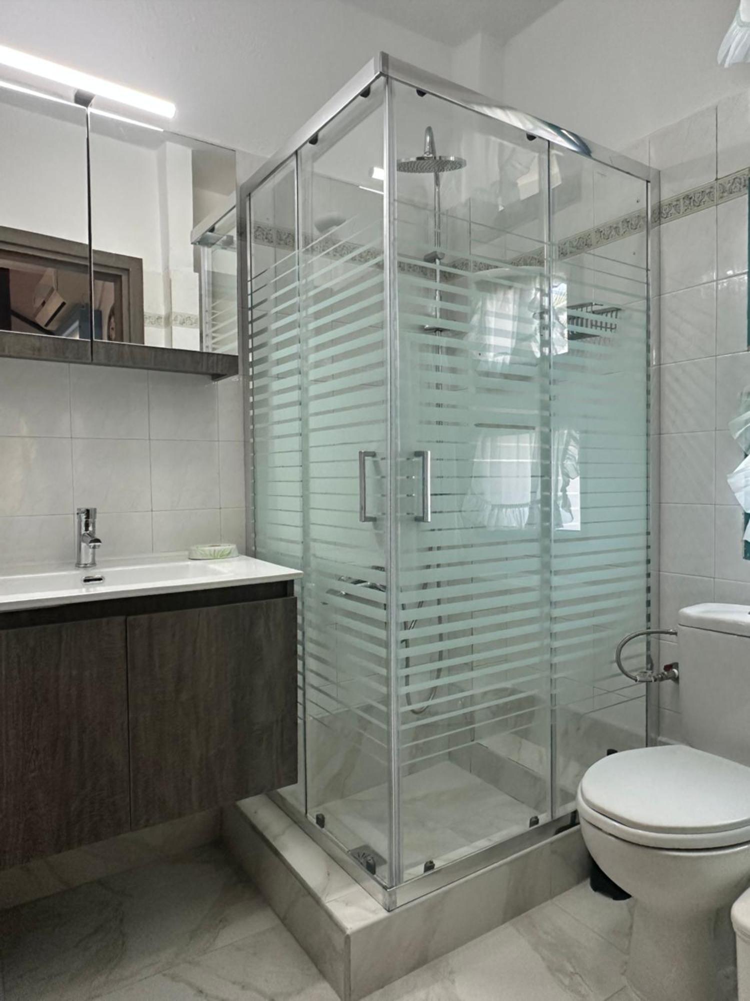 Emerald Seaside Apartment In Pefkohori פפקוהורי מראה חיצוני תמונה